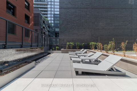 Photo 16 at 3004 - 327 King Street W, Waterfront Communities C1, Toronto