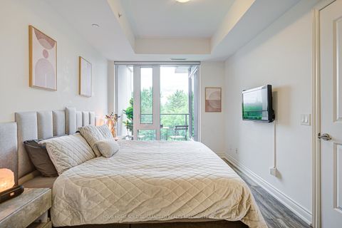 Photo 13 at 318 - 9618 Yonge Street, North Richvale, Richmond Hill