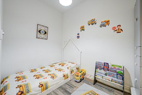 Photo 17 at 318 - 9618 Yonge Street, North Richvale, Richmond Hill