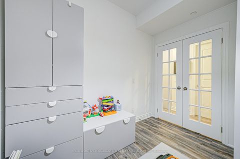 Photo 18 at 318 - 9618 Yonge Street, North Richvale, Richmond Hill