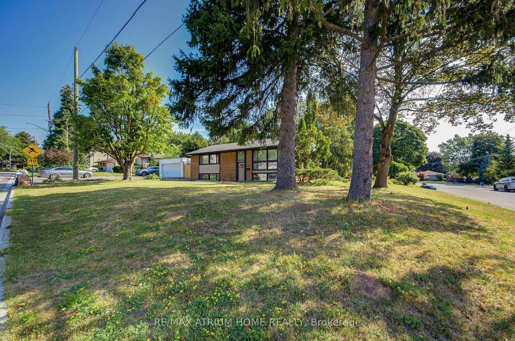 29 Starlight Crescent E, Mill Pond, Richmond Hill 
