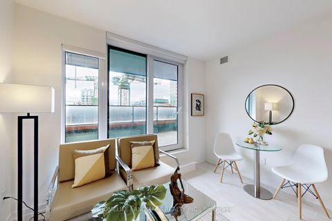 Photo 9 at 717 - 8 TIPPETT Road, Clanton Park, Toronto