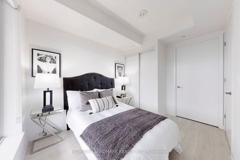 Photo 18 at 717 - 8 TIPPETT Road, Clanton Park, Toronto