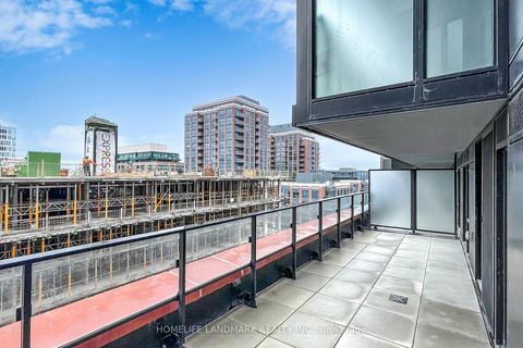 Photo 26 at 717 - 8 TIPPETT Road, Clanton Park, Toronto