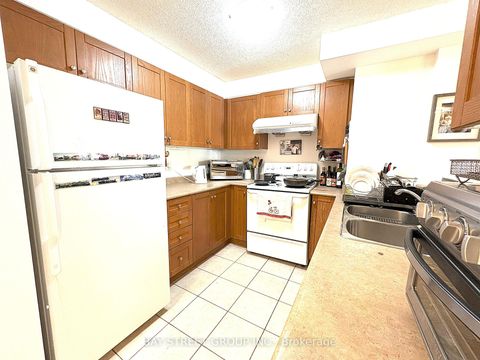 Photo 6 at 226 - 5235 Finch Avenue, Agincourt North, Toronto