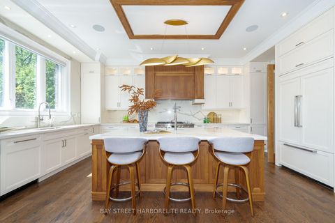 Photo 9 at 391 Sandhurst Drive, WO West, Oakville