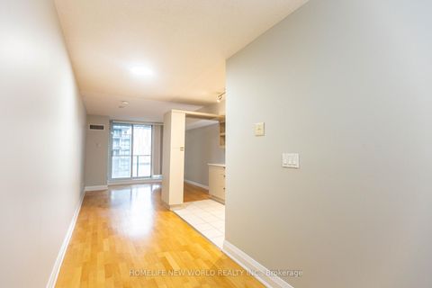 Photo 2 at 951 - 111 Elizabeth Street, Bay Street Corridor, Toronto