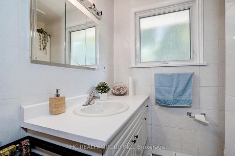 Photo 23 at 72 Woodthorpe Road, Victoria Village, Toronto