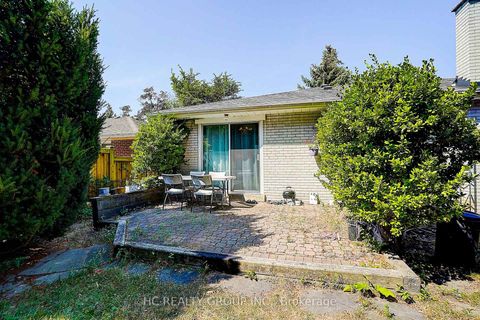 Photo 33 at 72 Woodthorpe Road, Victoria Village, Toronto
