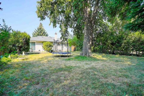 Photo 35 at 72 Woodthorpe Road, Victoria Village, Toronto