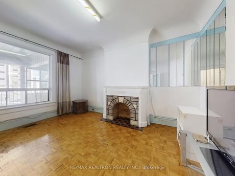 Photo 2 at 54 Grace Street, Bellwoods, Toronto