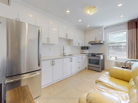 Photo 15 at 54 Grace Street, Bellwoods, Toronto