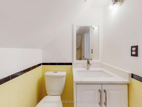 Photo 32 at 54 Grace Street, Bellwoods, Toronto