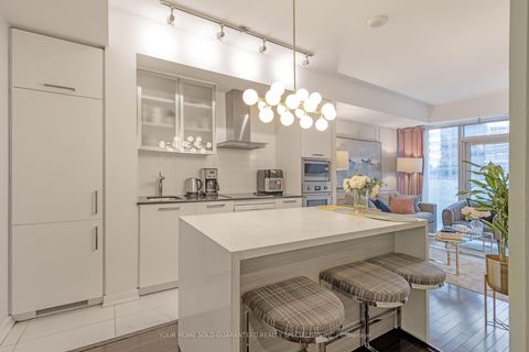 Photo 3 at 1209 - 12 York Street, Waterfront Communities C1, Toronto
