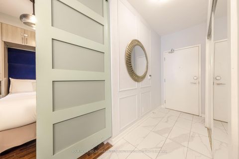 Photo 14 at 1209 - 12 York Street, Waterfront Communities C1, Toronto