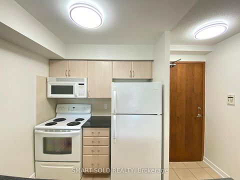 Photo 6 at 309 - 35 Bales Avenue, Willowdale East, Toronto