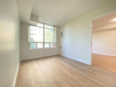 Photo 12 at 309 - 35 Bales Avenue, Willowdale East, Toronto