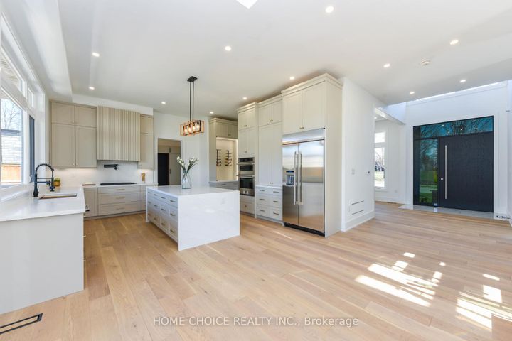 Photo 10 at 310 Tuck Drive, Shoreacres, Burlington