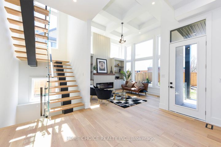 Photo 15 at 310 Tuck Drive, Shoreacres, Burlington