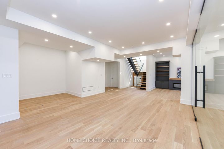 Photo 34 at 310 Tuck Drive, Shoreacres, Burlington