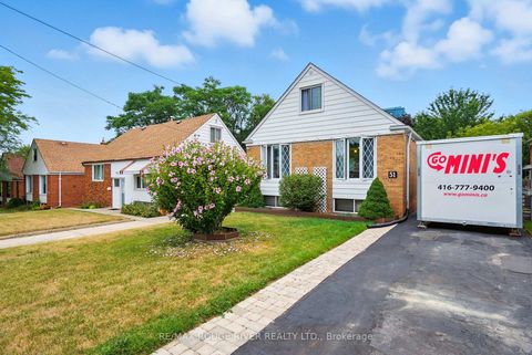 Photo 1 at 51 Elfreda Boulevard, Birchmount, Toronto