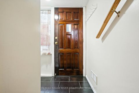 Photo 8 at 51 Elfreda Boulevard, Birchmount, Toronto