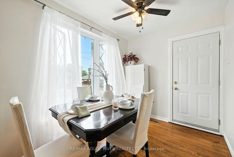 Photo 13 at 51 Elfreda Boulevard, Birchmount, Toronto