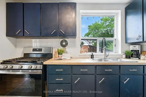 Photo 18 at 51 Elfreda Boulevard, Birchmount, Toronto