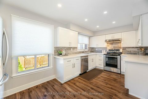 Photo 1 at 26 - 88 Rainbow Drive, West Woodbridge, Vaughan