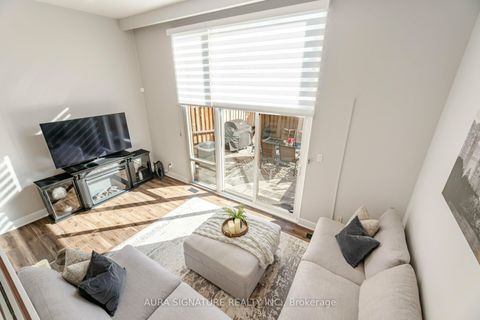 Photo 8 at 26 - 88 Rainbow Drive, West Woodbridge, Vaughan