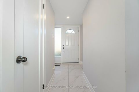 Photo 10 at 26 - 88 Rainbow Drive, West Woodbridge, Vaughan