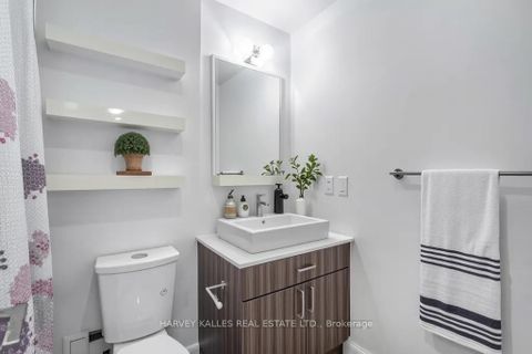 Photo 10 at SE204 - 9199 Yonge Street, Langstaff, Richmond Hill
