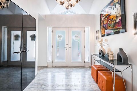 Photo 7 at 1 Friars Lane, Rosethorn, Toronto