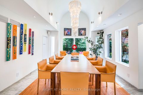 Photo 10 at 1 Friars Lane, Rosethorn, Toronto