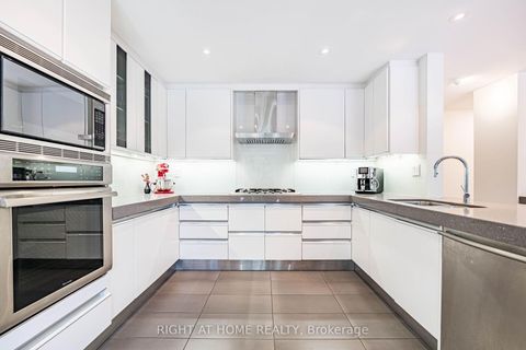 Photo 16 at 1 Friars Lane, Rosethorn, Toronto