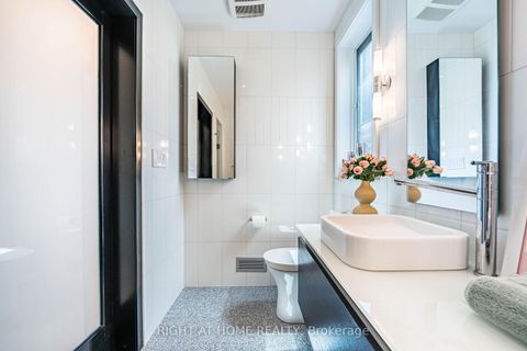 Photo 28 at 1 Friars Lane, Rosethorn, Toronto