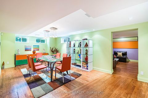 Photo 29 at 1 Friars Lane, Rosethorn, Toronto