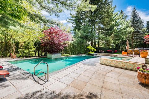 Photo 35 at 1 Friars Lane, Rosethorn, Toronto