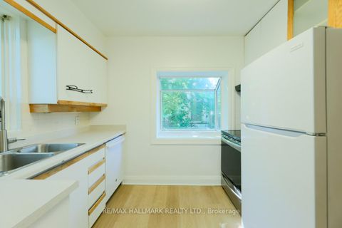Photo 3 at 22 Latham Avenue, Cliffside, Toronto
