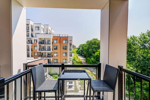 Photo 15 at 302 - 135 Canon Jackson Drive, Greenbrook, Toronto