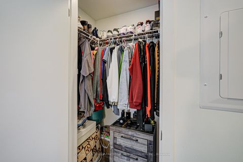 Photo 19 at 302 - 135 Canon Jackson Drive, Greenbrook, Toronto