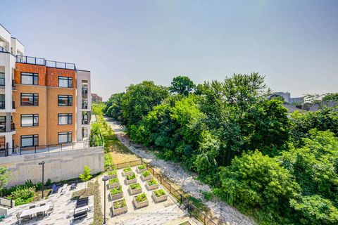 Photo 21 at 302 - 135 Canon Jackson Drive, Greenbrook, Toronto