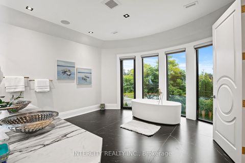 Photo 21 at 1 Silvergrove Road, Windfields, Toronto