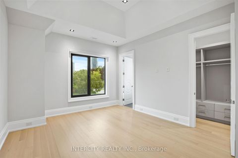 Photo 27 at 1 Silvergrove Road, Windfields, Toronto