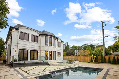 Photo 35 at 1 Silvergrove Road, Windfields, Toronto