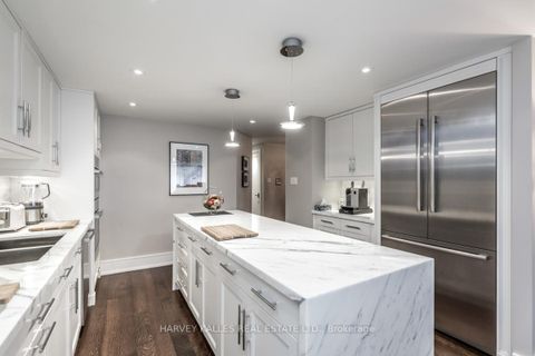 Photo 11 at 1309 - 110 Bloor Street W, Annex, Toronto