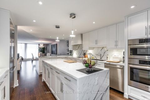 Photo 12 at 1309 - 110 Bloor Street W, Annex, Toronto