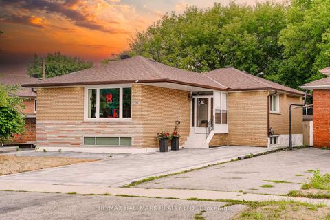 Photo 1 at 16 Araman Drive, Sullivan, Toronto