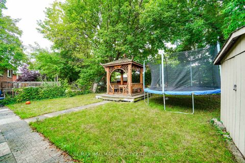 Photo 16 at 16 Araman Drive, Sullivan, Toronto