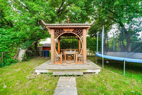 Photo 17 at 16 Araman Drive, Sullivan, Toronto